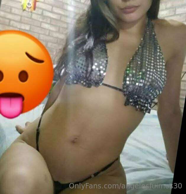 ✨✨FREE✨ FREE✨✨ 😈 @melanieeess10 😈 😈20 yearls😈🔥 😱 free subcri..