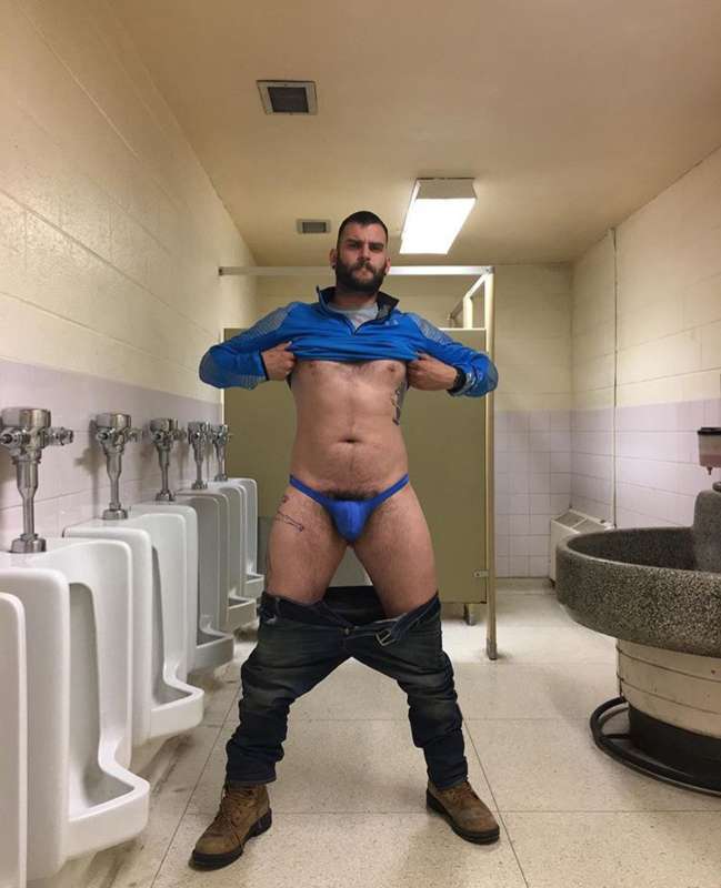 royal blue really brings out my eyes