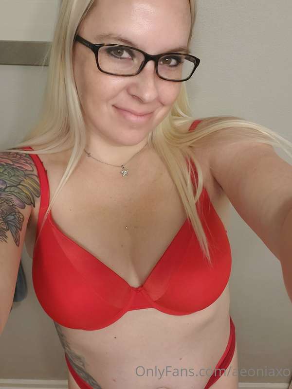 Thesexyvee - Onlyfans - 10 Mar, 2022 5