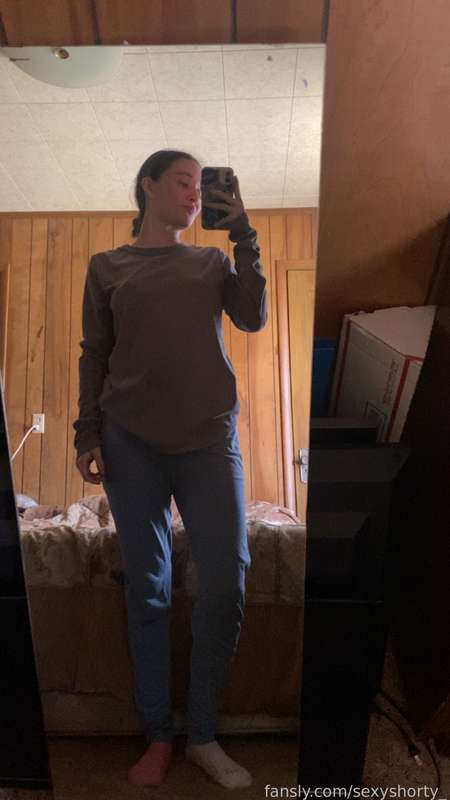 Sexyshorty_ - Fansly - 22 Apr, 2025