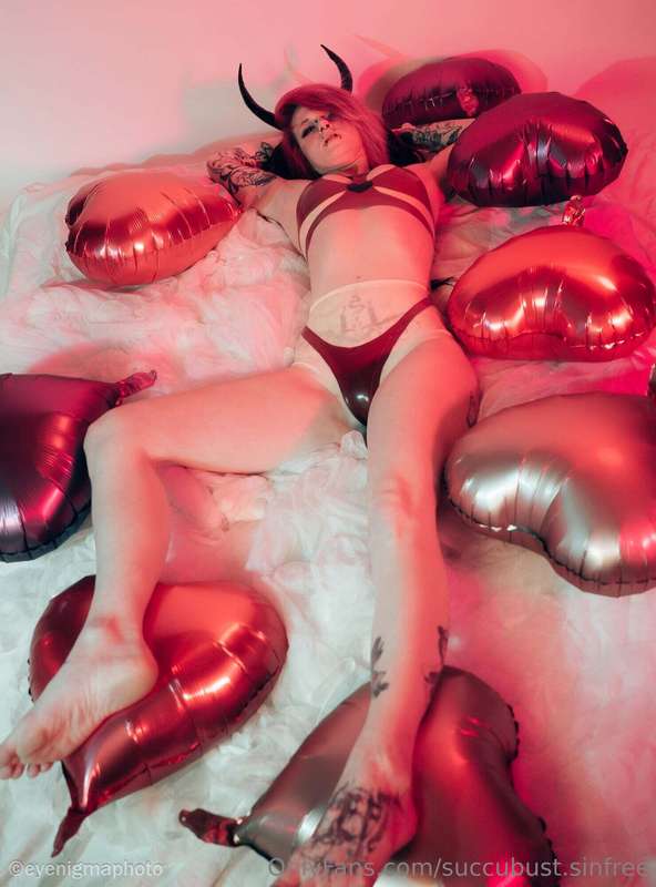 Lazy in love ❤️ 