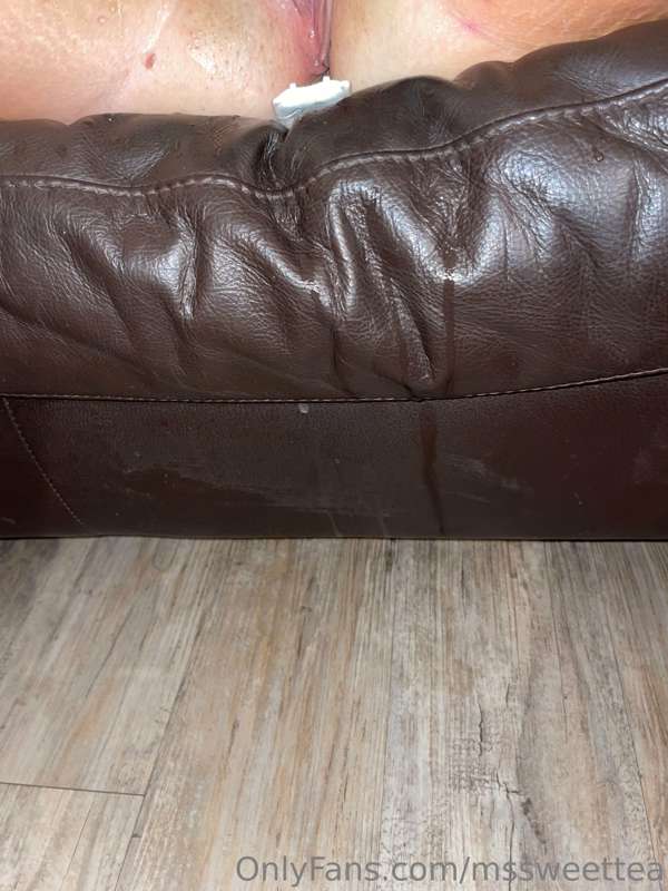 Squirting Part 2 & 3….. and the aftermath  

@u151436987 4