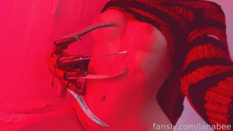 Lanabee - Fansly - 21 Oct, 2024 3