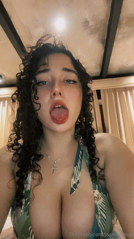 f1d672b77658ec6b23aa8c18b5747d7a131691d373f9fbf21a2014a02ef22959.jpg