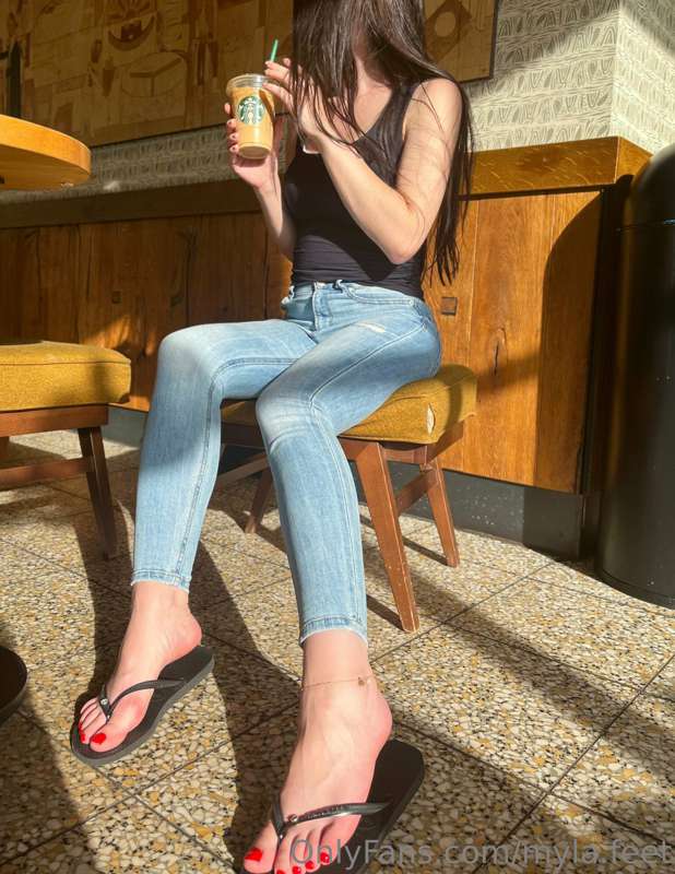I always love to get treated on some iced coffee😜😇