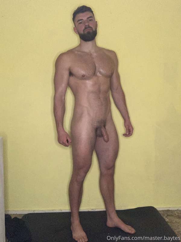 Game plan = get lean, get hairy, get..? you tell me 😜✌️ Alwa.. 1