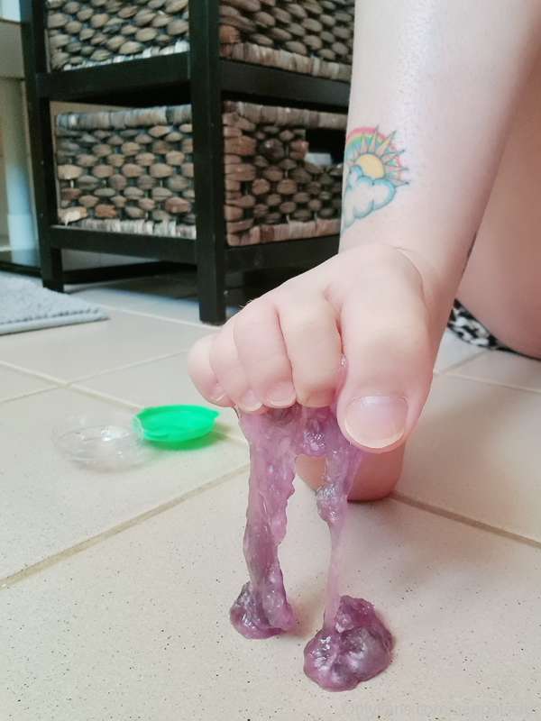 Felt so good having the cold slime between my toes 😍 Makes m.. 10