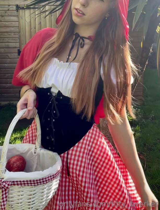 Feeling cute for you 🥰 3