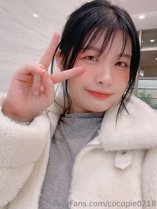 在大阪出門可可愛愛🥰
但是一個人逛街都沒有被搭訕 🤓
反而和媽咪逛街的時候被搭訕了🤣 5