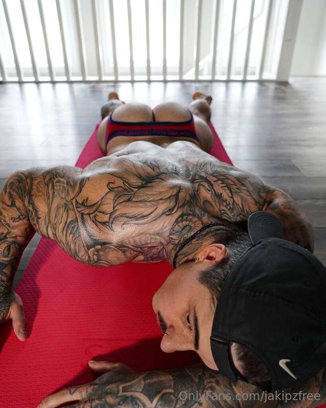 This position now 😳..?My ADULT content 🔞👉 @JakipzOnlyfans.co..