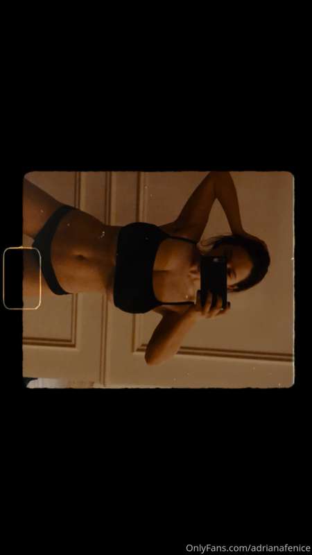 Adrianafenice - Onlyfans - 03 Jan, 2021 10