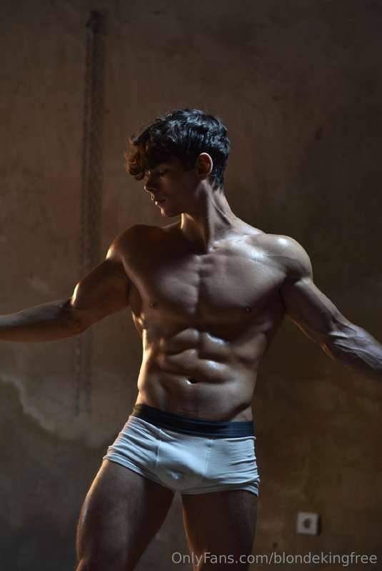 You’ve seen the body — now see what happens when the lights ..
