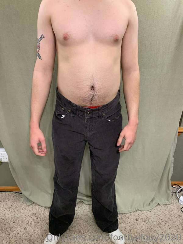 More undies pics from a photo shoot a while back - enjoy. Ca.. 22