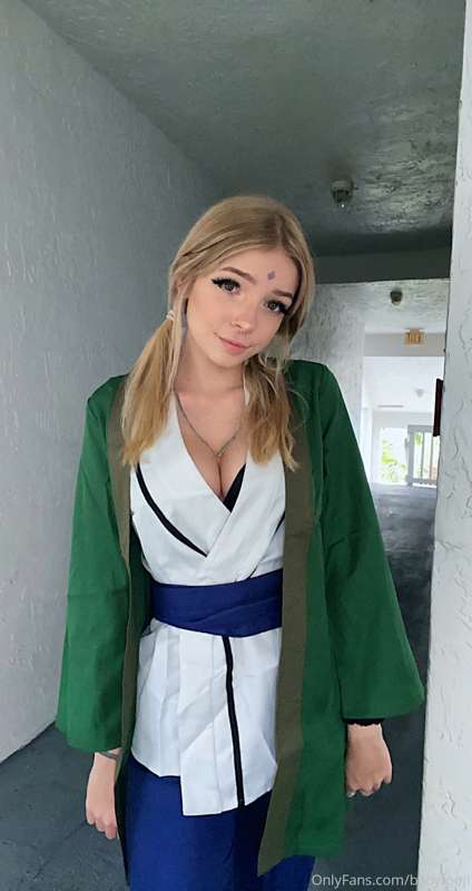 Lady Tsunade photo set!!! I didn’t take too many pics this s.. 6