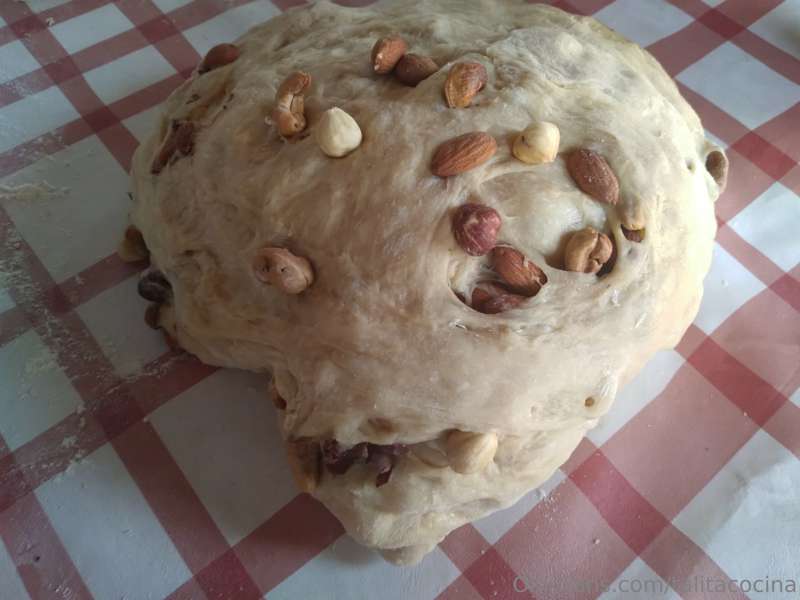 El bollo duplicó el volumen ahora mira cómo agregar los frut.. 8