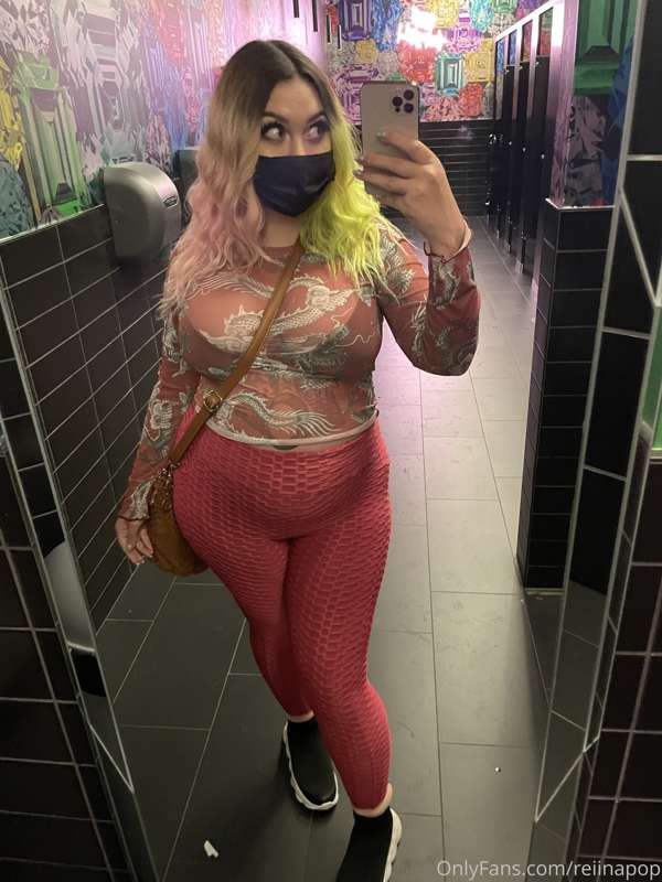 Best friends birthday party day two!! Back to regular porn p.. 5