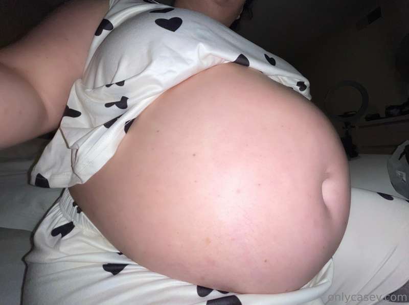 Big squish 😍😍 I can’t wait to gorge myself at dinner in fron.. 3