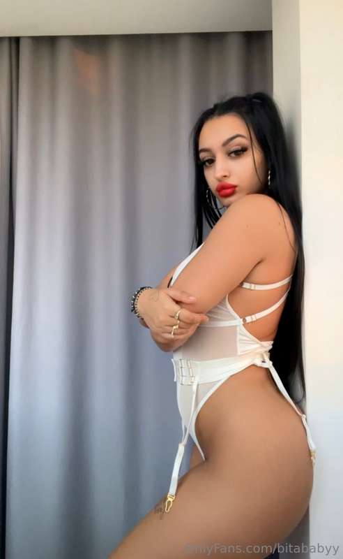 Bitababyy - Onlyfans - 10 Sep, 2024