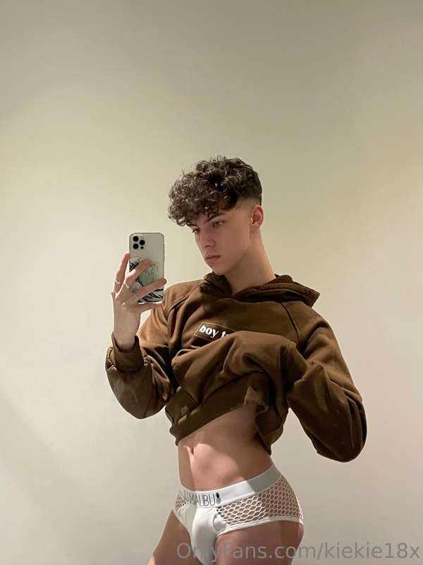 Doesn’t leave much to the imagination 🫢🤫