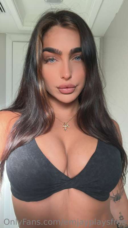 Tell me 3 things you love about me...