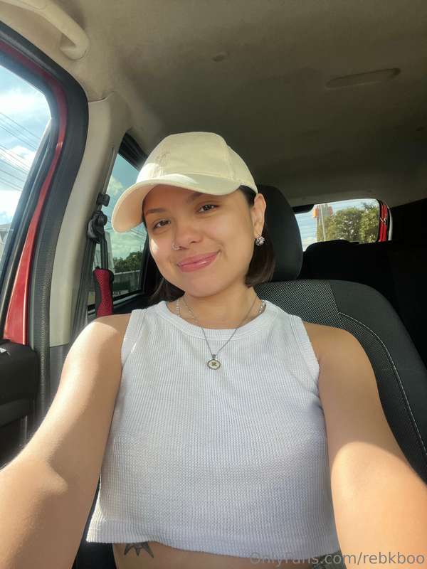 carita linda con tetitas de puta, lámeme 👅