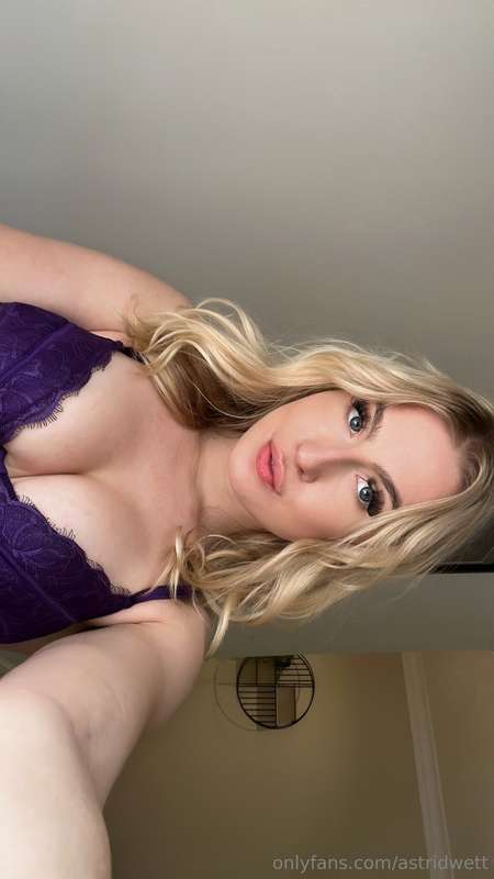 Purple may be the color of royalty, but tonight, I'm feeling.. 1