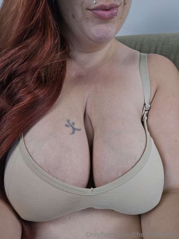Happy HUMP DAYYYYY pervs! I took last night off and planned .. 12