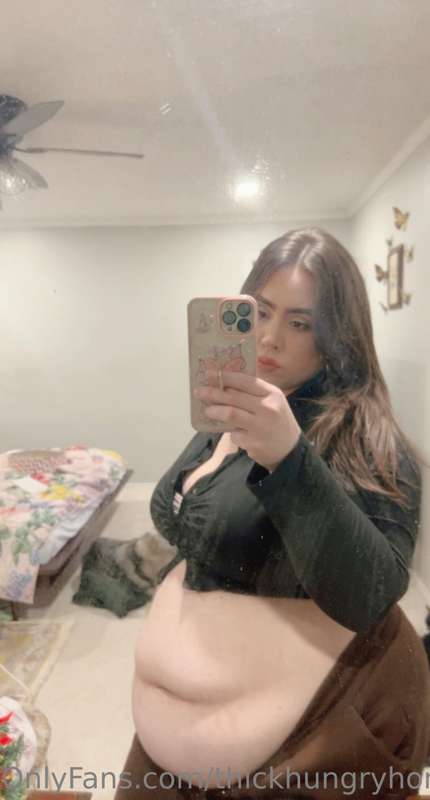 My weight is out of control 🥺🐽 3