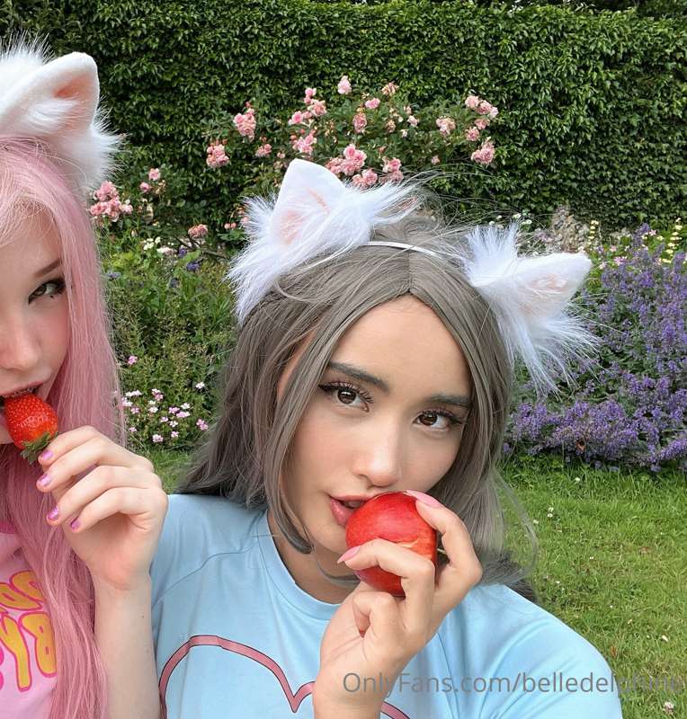 Well I had strawberries with a desert of pussy 🍓 
So what ar.. 8