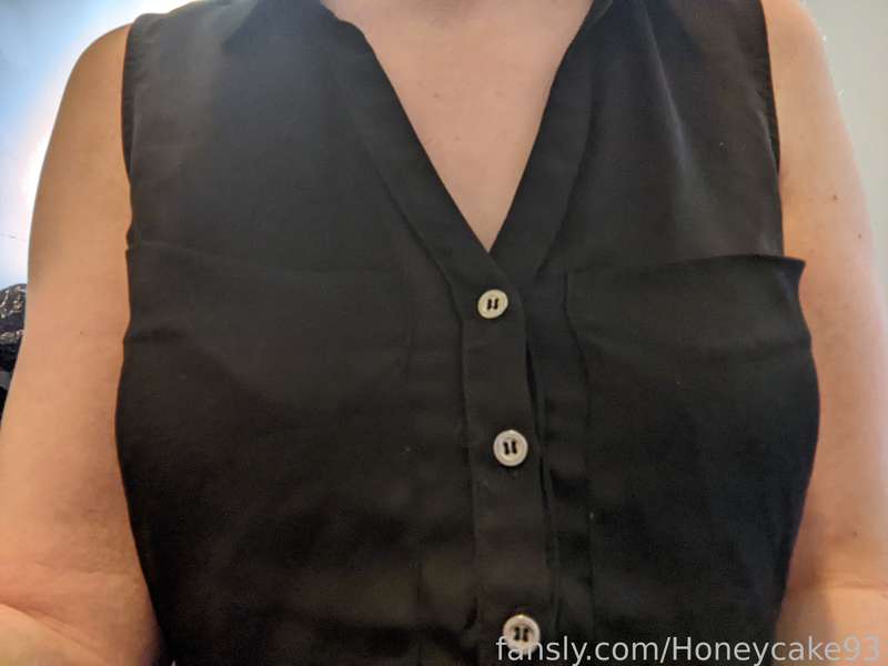 Honeycake93 - Fansly - 23 Nov, 2022