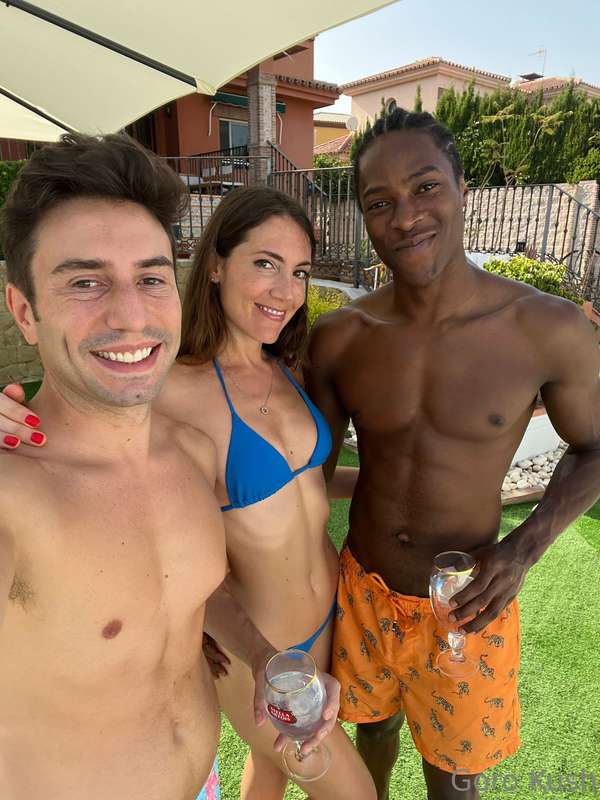 I had a lot fun this week hanging out with @mysweetapple  😈
..