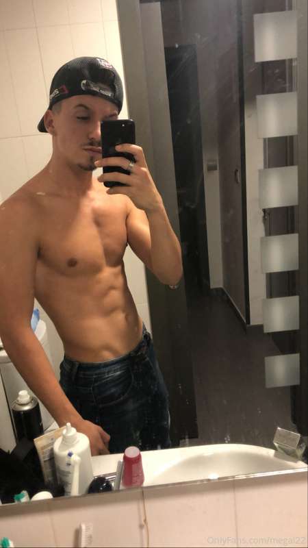 🔥🔥🔥🔥
https://onlyfans.com/megalodon18
