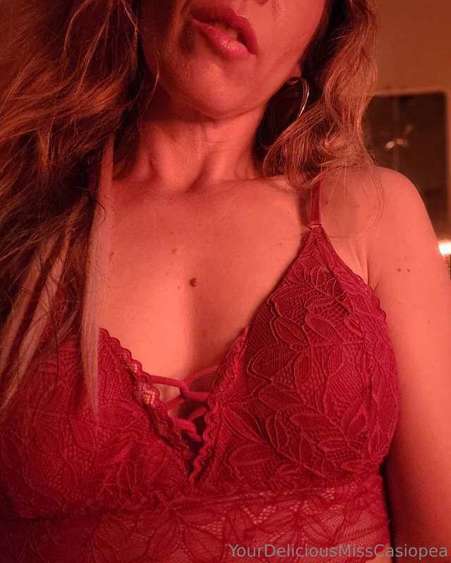 ♥️ Tip for the bra-less version♥️😜Pamper your favorite nurse..