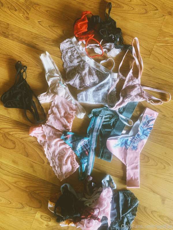 Doing a panty sale today as well! All of them are half off (..