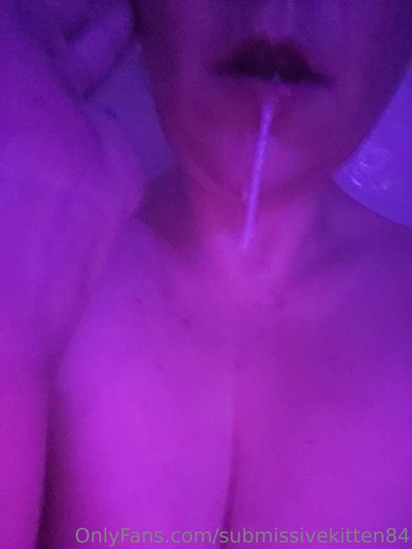 Submissivekitten84 - Onlyfans - 14 Nov, 2022
