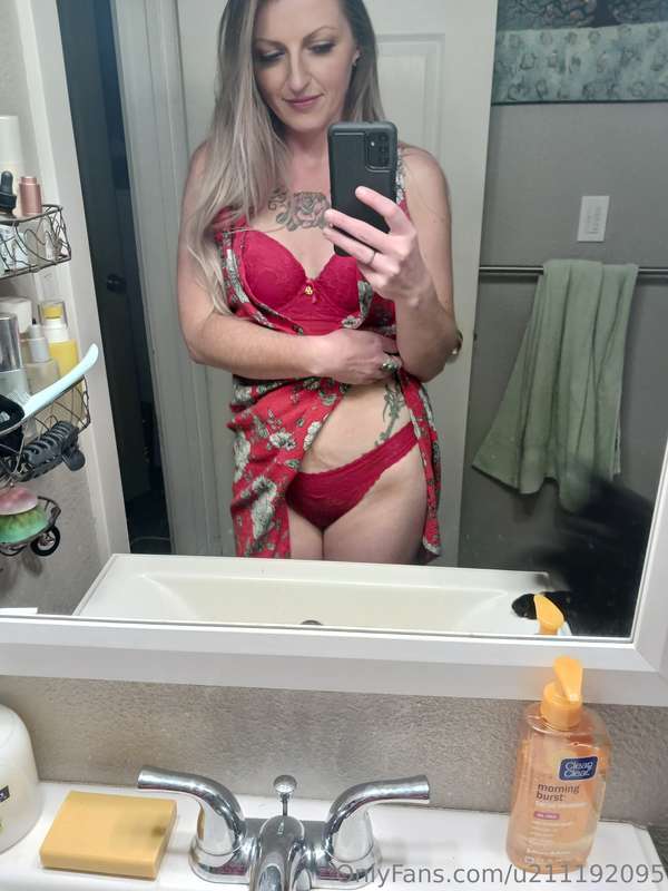 V-day is coming.. Who's going to be my Valentine?!