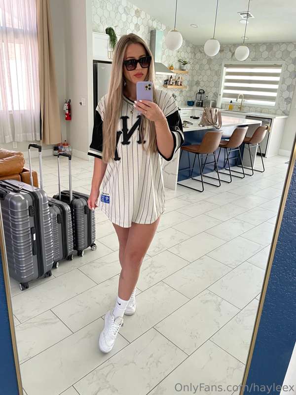 **Some casual vacation pictures** 🫶🏻 1