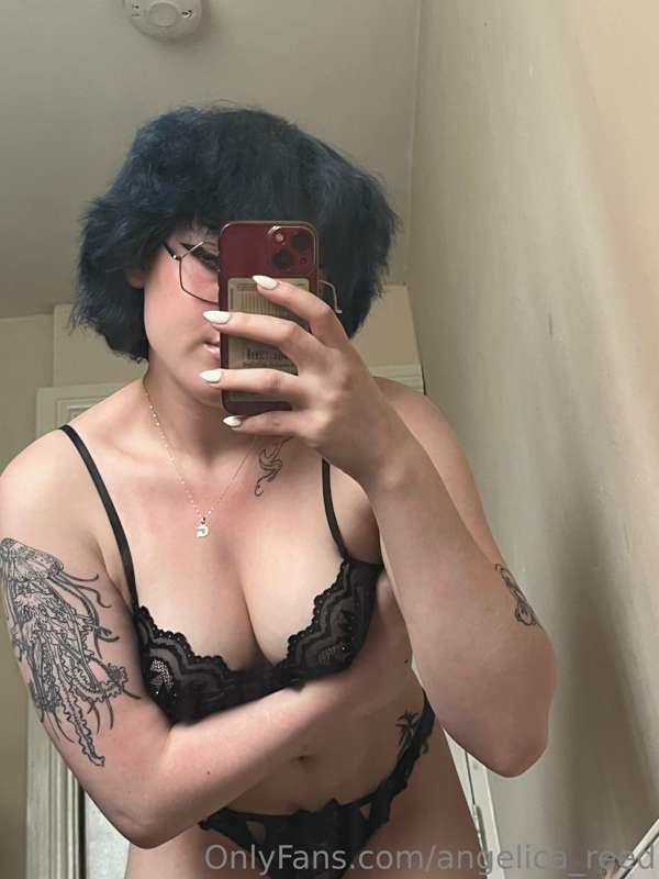 I woke up so horny today.
I masturbated right after taking t.. 8