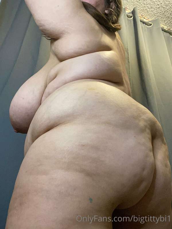 being naked is the best feeling ever! You should get naked w.. 4