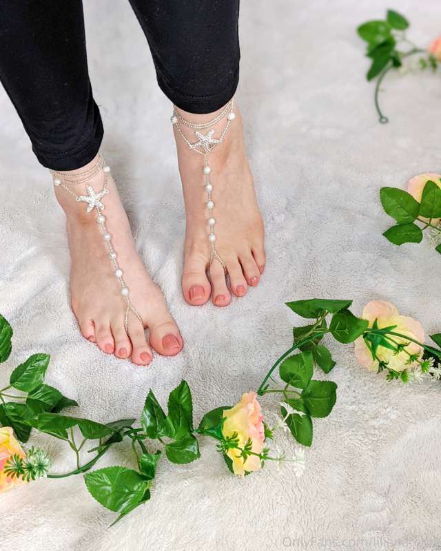 What do you think of these barefoot sandals? 🐚 4