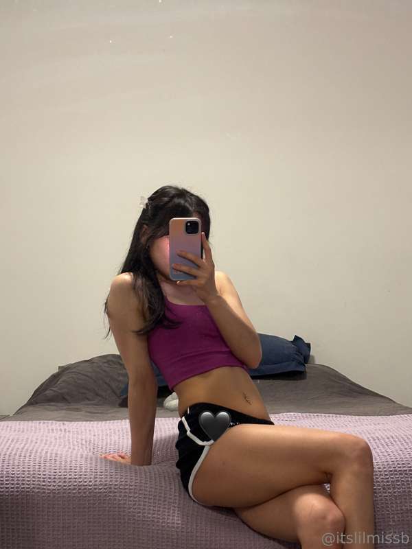 Like my new outfit? 💗