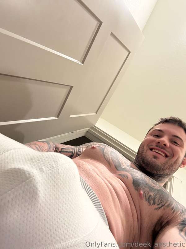 Deek_Aesthetic - Onlyfans - 25 Mar, 2025