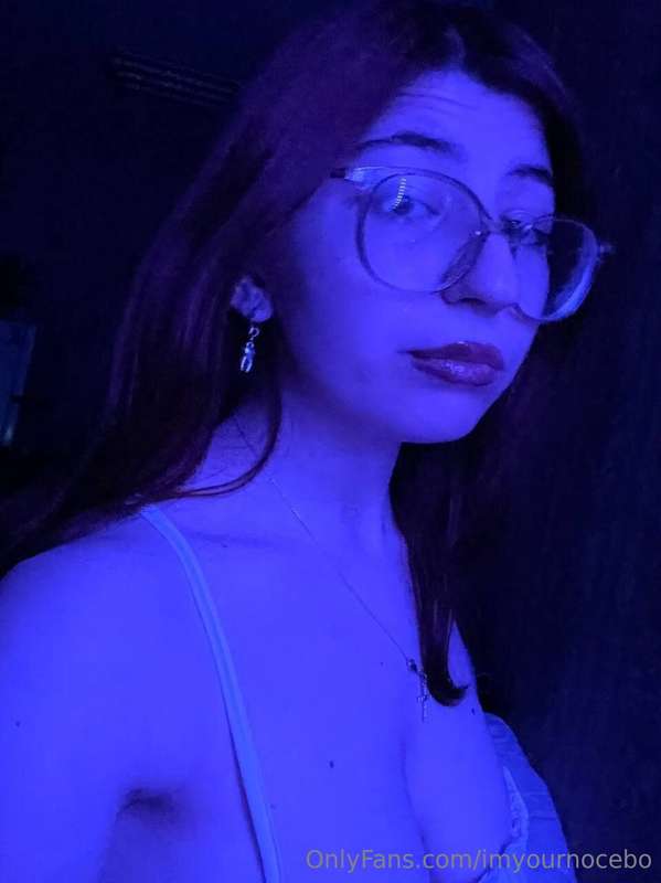 Let's talk, let's laugh, let's dream... together, forever 🌹🌙