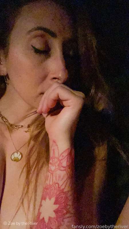 Zoebytheriver - Fansly - 23 Dec, 2021 21