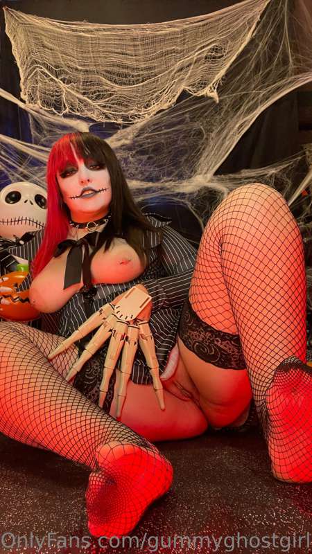 The pumpkin queen 👑💀 5