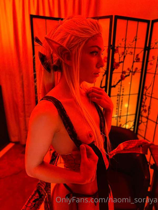 Daki cosplay photo shoot 💝 have your renew on to get the ful.. 26