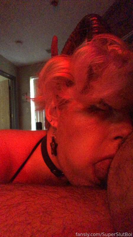 Superslutboi - Fansly - 19 Oct, 2021 2