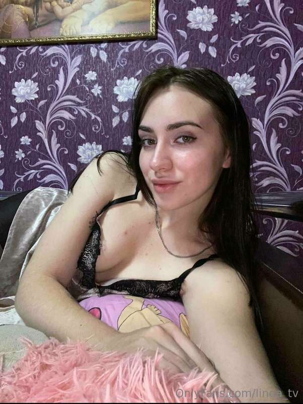 Need to relax a little after a hard day 🍑