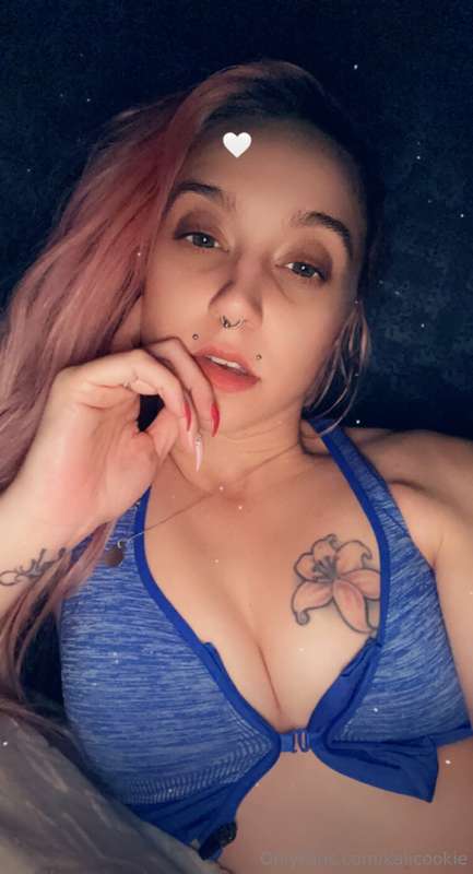 Don’t forget to dream 💭 of me tonight 😏 Tomorrow is hump day..