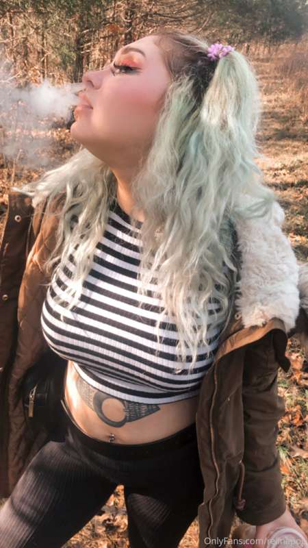 who wants to go hiking with me? 💕 9